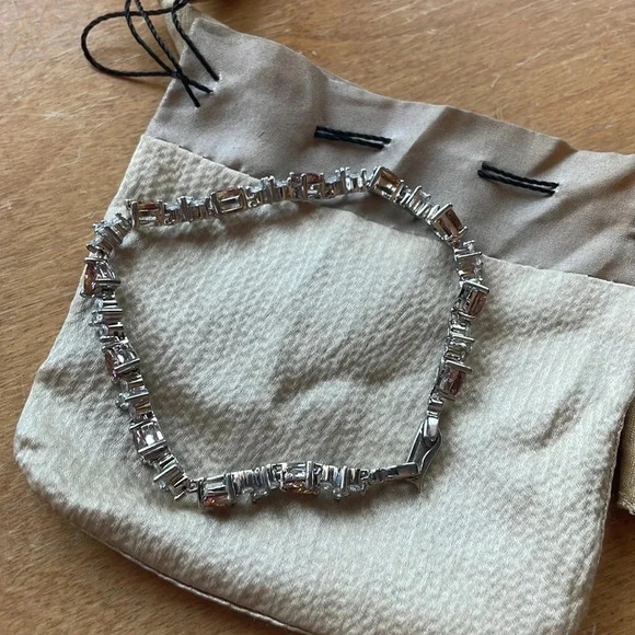 Cubic zirconia Silver Tennis Bracelet - Picture 3 of 4